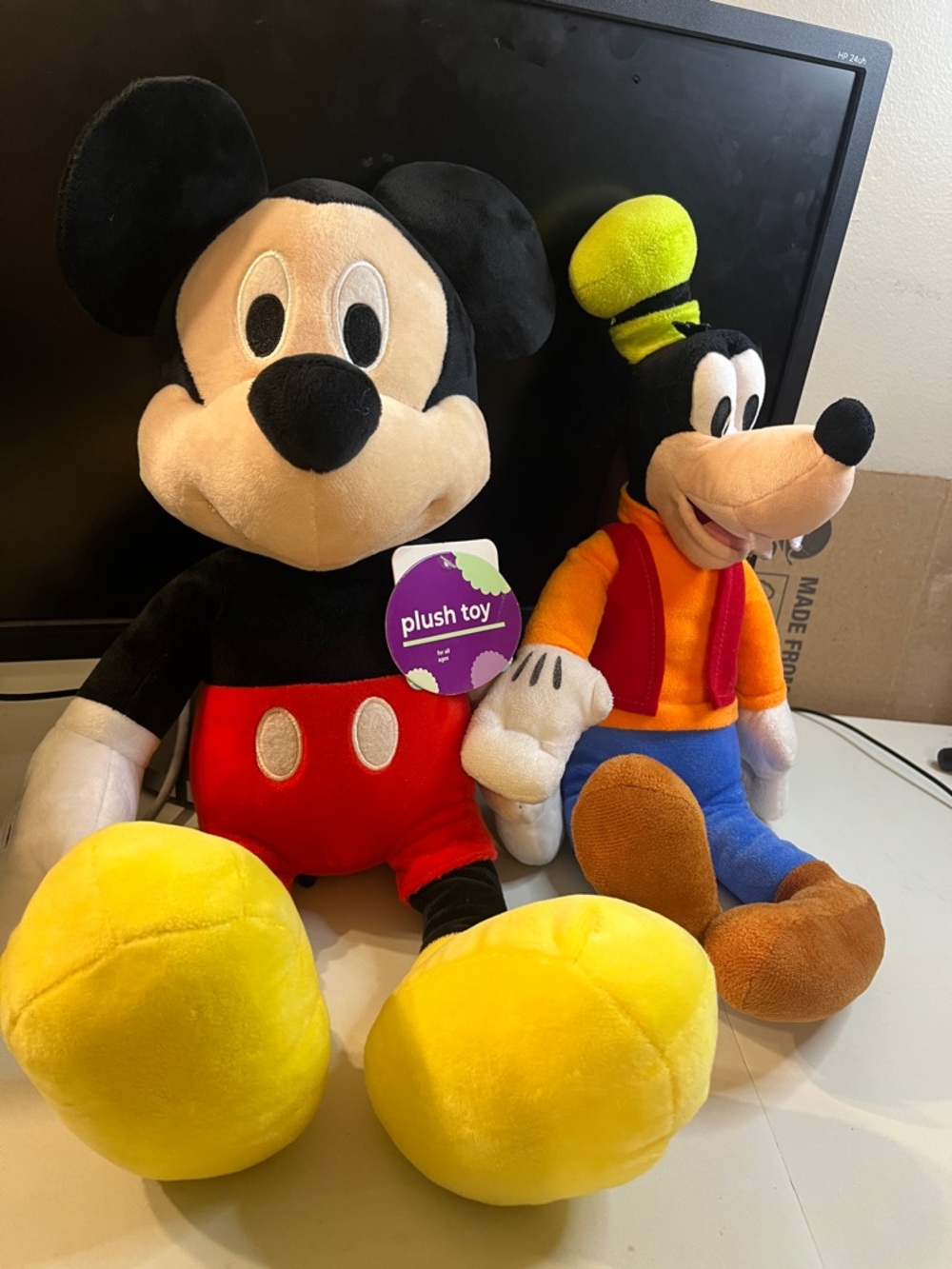 Disney Plush Mickey & Goofy Set - Black, Red, Yellow, Orange, Blue, Brown,